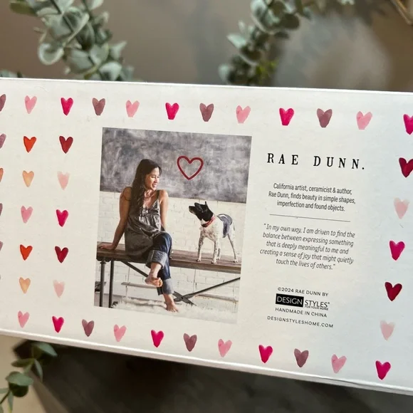 RAE DUNN Valentine’s Day garland - Picture 6 of 9